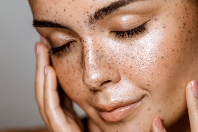 How to Achieve the Perfect Glow: Top Tips for Glowing Skin