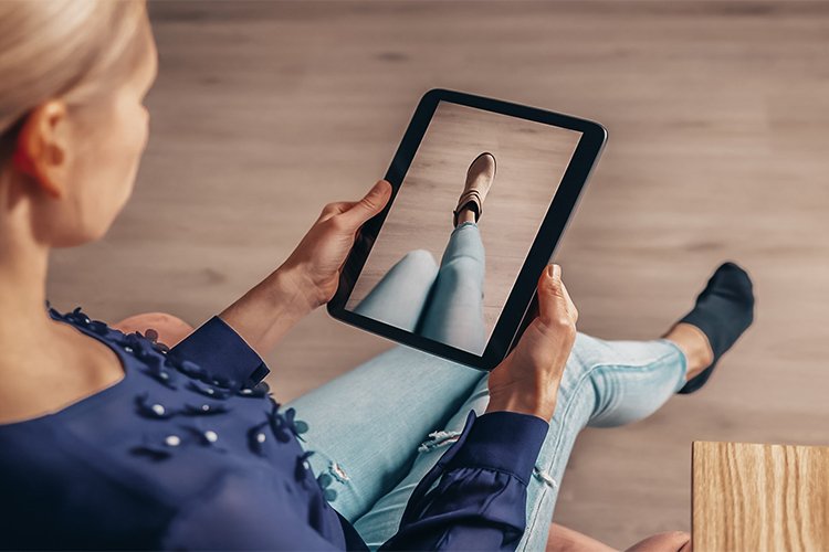 Virtual Fitting Rooms: Are They the Future of Online Fashion Shopping?